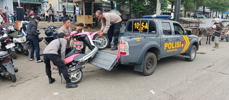 Foto : Polsek Wanaraja saat razia ops knalpot bising