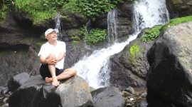 Pj Bupati Garut saat di lokasi curug orok cikandang  (Foto : Istimewa)