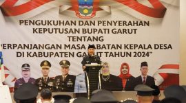 Pj Bupati Garut saat pengukuhan 414 kades di garut