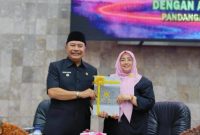 Foto : Pj Bupati Garut Barnas Adjidin hadiri rapat paripurna DPRD Garut