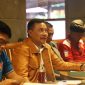 Foto : Pj Bupati Garut Barnas Adjidin saat hadiri rapat bersama KONI
