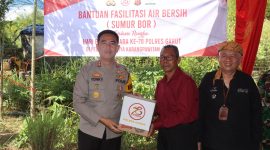 Kapolres Garut berikan bantuan fasilitas air bersih untuk warga Perumnas Griya Karangpawitan (Foto:Istimewa)