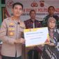 Kapolres Garut saat launching bedah rumah di Muara Sanding Garut Kota (Foto:Istimewa)