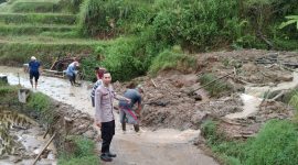 Lokasi longsor di desa Bojong Banjarwangi (Foto:Istimewa)