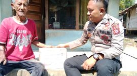 Polsek Pameungpeuk giat bhakti sosial bersama warga di hut bahyangkara ke-78