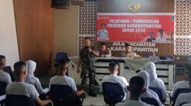Danramil 1102/Karangpawitan bekali 31 Pasukan Paskibraka