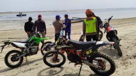 Foto: Satpol Airud Polres Garut saat lakukan pencarian korban laka laut.
