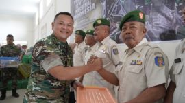 Kasrem 062/Tn Letkol Inf Hamzah Budi Susanto di lokasi bakos kesehatan Kodim 0611/Grt, (Foto:Istimewa).