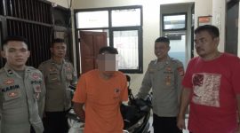 Salah satu pelaku pencurian motor di halaman parkir RSU Pameungpeuk, (Foto:Istimewa).