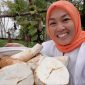 Nisya Wargadipura, pendiri pesantren ekologi di Garut. Foto: Dok. Instagram @nissa_wargadipura.