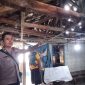 Salah satu bangunan roboh akibat gemba bumi di garut, (Foto:Istimewa).