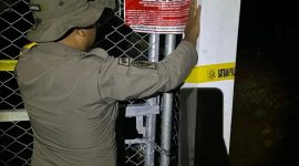 Tim penyidik Satuan Polisi Pamong Praja (Satpol PP) Kabupaten Garut kembali melakukan penyegelan Tower Seluler di Kampung Hegarmanah RT 02 RW 04 Desa Gunung Jampang Kecamatan Bungbulang, Wilayah Garut Selatan. Kepala Satpol PP Garut Usep Basuki Eko menyampaikan, Tower Seluler tersebut belum menyelesaikan perizinan dan pembayaran PAD (Pendapatan Asli Daerah) nya. 