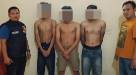 |Polsek Kadungora mengamankan tiga pria yang diduga terlibat dalam kasus pengeroyokan terhadap seorang buruh jahit di Desa Rancasalak Kecamatan Kadungora Kabupaten Garut. 
