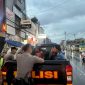 Dalam rangka meningkatkan keamanan dan ketertiban masyarakat (kamtibmas) di wilayah Kabupaten Garut, Satuan Samapta Polres Garut menggelar patroli dialogis, Senin Sore Pukul 18.00 Wib (16/12/2024). 
