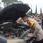 Menjelang perayaan Natal 2024 dan Tahun Baru 2025 (Nataru), Kapolres Garut melakukan pengecekan kesiapan kendaraan dinas R4 dan R6 Polsek Jajaran yang akan digunakan dalam pengamanan Nataru. 
