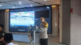 Polres Garut menggelar Rapat Koordinasi Lintas Sektoral yang berlangsung di Aula Mumun Surachman Polres Garut, Kamis (19/12/2024).
