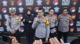 Polres Garut melaksanakan kegiatan Press Release Akhir Tahun di Mako Polres Garut, Jumat (20/12/2024). 
