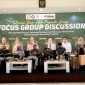 Sebagai respons terhadap program unggulan pemerintah pusat mengenai swasembada pangan, Badan Eksekutif Mahasiswa (BEM) Keluarga Besar Mahasiswa (KBM) Fakultas Pertanian Universitas Garut (UNIGA) menggelar Focus Group Discussion (FGD) dengan tujuan merumuskan strategi pemanfaatan teknologi terkini untuk memperkuat ketahanan pangan. 