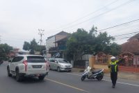 Polres Garut menyiapkan berbagai upaya rekayasa lalu lintas untuk memberikan rasa aman dan nyaman bagi masyarakat saat libur Natal 2024 dan Tahun Baru 2025.
