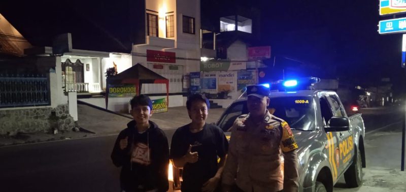Polres Garut melalui Sat Samapta dan Polsek jajaran, intensif melaksanakan patroli malam hari untuk mengantisipasi tindak kejahatan, khususnya C3 (curat, curas, dan curanmor),  balap liar serta aksi premanisme yang kerap mengganggu kenyamanan masyarakat. Selasa malam (04/02/2025).