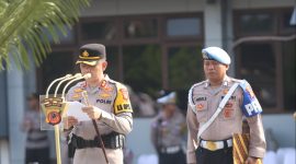Bertempat di Lapangan Apel Mapolres Garut, dilaksanakan kegiatan Apel Gelar Pasukan Operasi Keselamatan Lodaya 2025 wilayah Polres Garut. Senin (10/02/2025).
