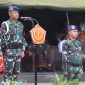 Irdam III/Siliwangi, Brigjen TNI Trias Wijanarko, S.I.P., M.H.I., mewakili Dankogartap II/Bandung, Mayjen TNI Dadang Arif Abdurahman, S.E., M.Si., CHRMP., memimpin Gelar Operasi Penegakan Ketertiban (Opsgaktib) dan Operasi Yustisi Polisi Militer Tahun 2025 di depan Gedung Sate Jl. Diponegoro Kota Bandung, Senin (10/02/2025).

