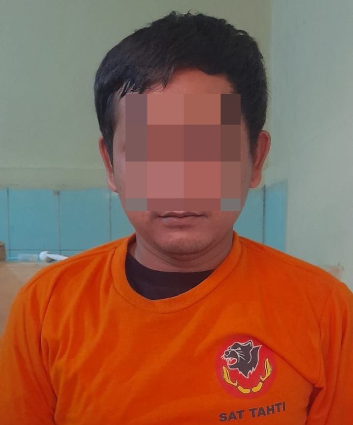 Polres Garut melalui Polsek Tarogong Kidul berhasil mengungkap kasus pencurian kendaraan bermotor (curanmor) dan menangkap pelaku penadahan kendaraan hasil curian. 
