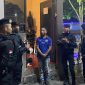 Polres Garut melalui Sat Samapta intensif melaksanakan patroli malam hari untuk mengantisipasi tindak kejahatan, khususnya C3 (curat, curas, dan curanmor) serta aksi premanisme yang kerap mengganggu kenyamanan masyarakat. Kamis malam dimulai pukul 00.00 Wib hingga selesai (20/02/2025).