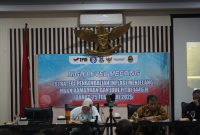 Wakil Bupati (Wabup) Garut, Putri Karlina, membuka secara resmi High Level Meeting (HLM) Tim Pengendalian Inflasi Daerah (TPID) Kabupaten Garut, yang dilaksanakan di Ruang Rapat Sekretariat Daerah (Setda) Kabupaten Garut, Jalan Pembangunan, Kecamatan Tarogong Kidul, Kabupaten Garut, Selasa (25/2/2025).
