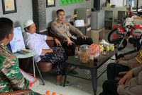 Dalam rangka menjaga situasi keamanan dan ketertiban masyarakat (Kamtibmas) yang kondusif, Kapolres Garut AKBP Mochamad Fajar Gemilang, S.I.K., M.H., M.I.K., melaksanakan silaturahmi dengan tokoh agama dan pengurus Yayasan Mumtaaz El Mabruuk. Jumat (28/02/2025).
