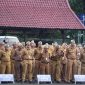 Pemerintah Kabupaten Garut menerbitkan Surat Edaran Nomor 100.3.4.2/1360/BKD Tahun 2025 tentang penyesuaian jam kerja Pegawai Aparatur Sipil Negara (ASN) selama bulan Ramadan 1446 Hijriah. Surat edaran ini ditujukan kepada seluruh Kepala Perangkat Daerah di lingkungan Pemkab Garut.
