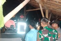 Kebakaran melanda sebuah rumah di Kp. Nakgrak, Rt/Rw 02/07, Desa Mekarsari, Kecamatan Selaawi, Kabupaten Garut. Kebakaran tersebut terjadi di rumah milik Sdr. Amin, seorang pengrajin, dengan ukuran bangunan 9x6 meter persegi.