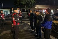 Tim Patroli Polres Garut melaksanakan patroli dalam rangka pengamanan operasi terpusat Ketupat Lodaya 2025, yang bertujuan untuk menjaga keamanan dan ketertiban menjelang perayaan Idul Fitri 1446 H di wilayah Kabupaten Garut. Minggu (23/03/2025).