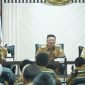 Pemerintah Kabupaten (Pemkab) Garut terus berupaya menata Pedagang Kaki Lima (PKL) melalui program Bazar Ramadan. Dalam Briefing Mingguan yang digelar di Ruang Rapat Sekretariat Daerah (Setda) Kabupaten Garut, Senin (24/3/2025).