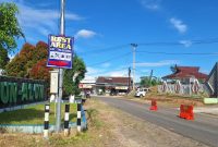 Menyambut arus mudik dan balik Lebaran 1446 H, Pemerintah Kabupaten Garut menyiapkan sejumlah rest area bagi pemudik yang melintas. Memanfaatkan fasilitas kantor pemerintah kecamatan, langkah ini diambil untuk memastikan kenyamanan serta keamanan para pemudik yang melewati wilayah Garut.