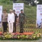 Kapoksahli Pangdam III/Siliwangi, Brigjen TNI Albertus Magnus Suharyadi, S.I.P., M.S.I., mewakili Pangdam III/Slw bersama Kapolda Jabar dan Asintel Kejati Jabar mendampingi Gubernur Jabar memimpin Apel Kesiapsiagaan Satgas Pemberantasan Premanisme yang digelar di Area Ruang Aspirasi Kawasan International Industri City (KIIC), Desa Margakarya, Kecamatan Telukjambe Barat, Kabupaten Karawang, Kamis (27/03/2025).