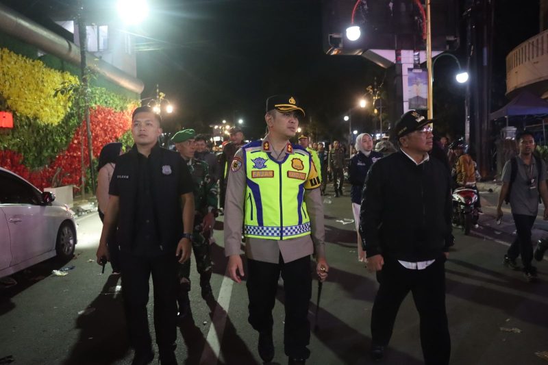 Kapolres Garut menekankan pentingnya sinergi antara seluruh pihak terkait guna menciptakan kondisi yang aman dan nyaman bagi masyarakat dalam merayakan malam takbiran.