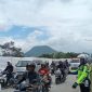 Padatnya Arus Lalu Lintas di Hari ke-3 Lebaran, Polres Garut Terapkan Sistem One Way di sejumlah jalur strategis di wilayah hukumnya pada hari Rabu, 02 April 2025.