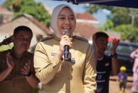 Wakil Bupati Garut, Putri Karlina, meninjau langsung pelaksanaan Roadshow Pelayanan Terpadu yang digelar di Lapangan Nagrog, Kecamatan Karangpawitan, Kabupaten Garut, Selasa (8/4/2025).