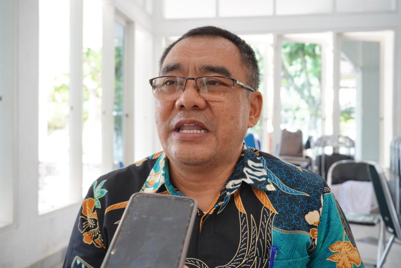 Pemerintah Kabupaten Garut menyambut baik rencana penambahan rute kereta api Garut–Yogyakarta–Surabaya yang digagas PT. Kereta Api Indonesia (Persero).