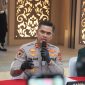 Kapolres Garut AKBP Mochammad Fajar Gemilang, dalam Konferensi Pers di Mapolres Garut, mengatakan, pelaku mengaku sudah melakukan aksi bejatnya itu sebanyak empat kali. Kamis (17/4/2025).