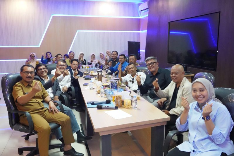 Wakil Bupati (Wabup) Garut, Putri Karlina, mengajak masyarakat khususnya para perempuan Garut yang merasa pernah menjadi korban pelecehan seksual oleh oknum dokter berinisial I untuk berani melapor.