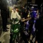 Dalam upaya menjaga situasi keamanan dan ketertiban masyarakat (Kamtibmas), Polres Garut melaksanakan Kegiatan Rutin yang Ditingkatkan (KRYD) pada Sabtu malam (26/4/2025).