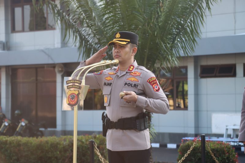 Dalam rangka mengamankan peringatan Hari Buruh Internasional (May Day), Polres Garut menggelar Apel Kesiapan Pengamanan di Lapangan Apel Mapolres Garut, Kamis (01/05/2025).