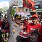 Momen peringatan Hari Buruh Internasional (May Day) di Kabupaten Garut tidak hanya diwarnai aksi penyampaian aspirasi, tetapi juga penuh dengan suasana kebersamaan dan kehangatan. Kamis (01/05/2025).