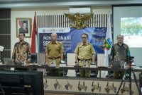 Sekretaris Daerah Kabupaten Garut, Nurdin Yana, memberikan arahan sekaligus membuka kegiatan sosialisasi Peta Rencana Sistem Pemerintahan Berbasis Elektronik (SPBE) Kabupaten Garut.
