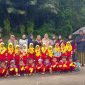 Bhabinkamtibmas Polsek Pasirwangi, Aipda Reza Yudha dan Aipda Cepi Saepuloh, Spd, melaksanakan kegiatan pendampingan dalam rangka bakti sosial bertajuk 