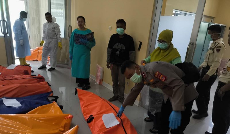 Kabid Humas Polda Jabar Kombes Pol Hendra Rochmawan, SIK, MH, ucapkan belasungkawa untuk korban peledakan amunisi di cibalong garut jawa barat