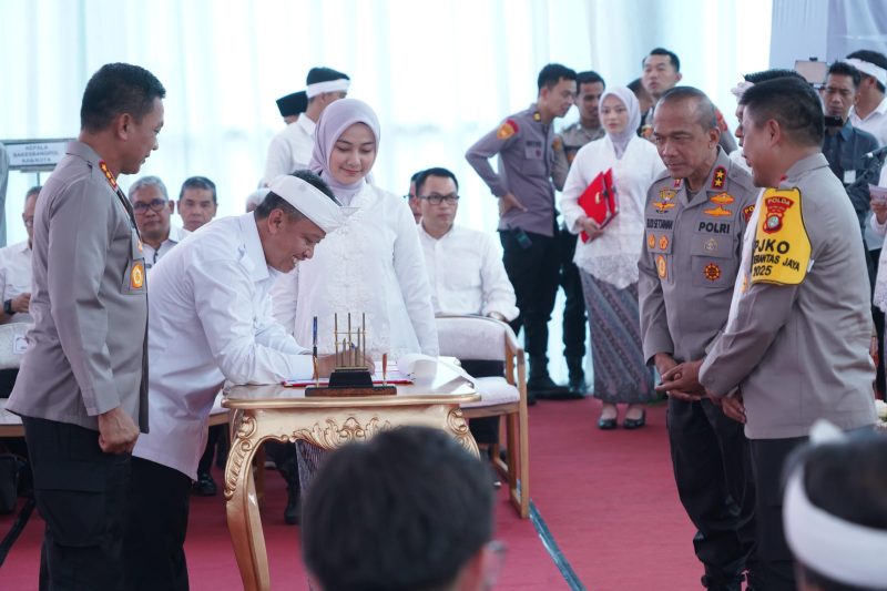 Sinergitas dan kolaborasi siap dihadirkan di wilayah hukum Jawa Barat dengan mengajak stakeholder terkait, seperti Polda Metro Jaya dan Pemerintah Provinsi Jawa Barat.