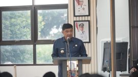Bupati Garut Abdusy Syakur Amin Pimpin Rakor di Dinsos Garut